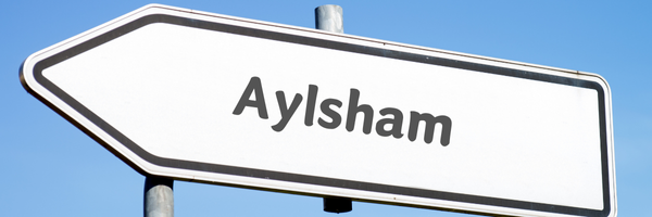 Aylsham sign post 